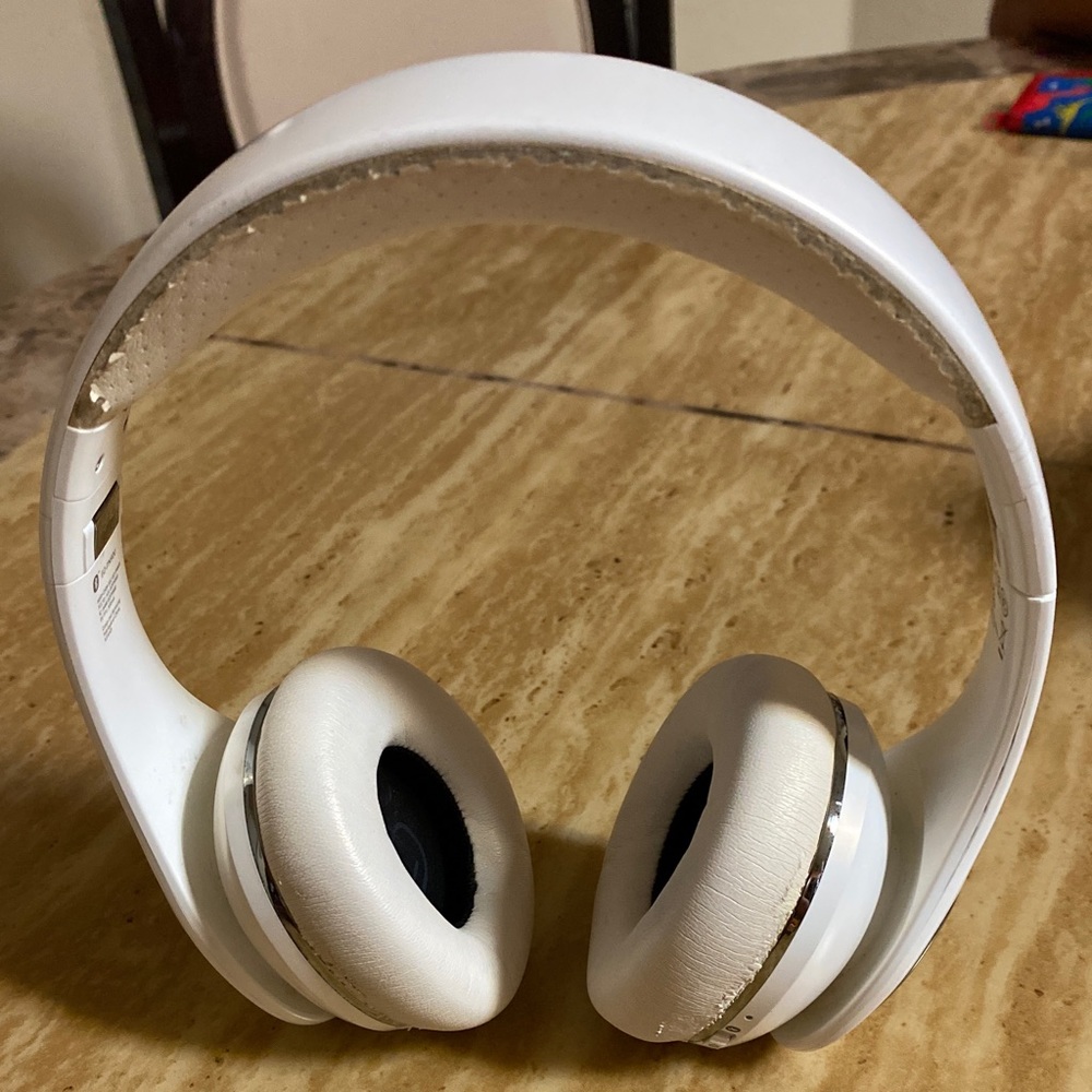 Samsung Level On Headphones